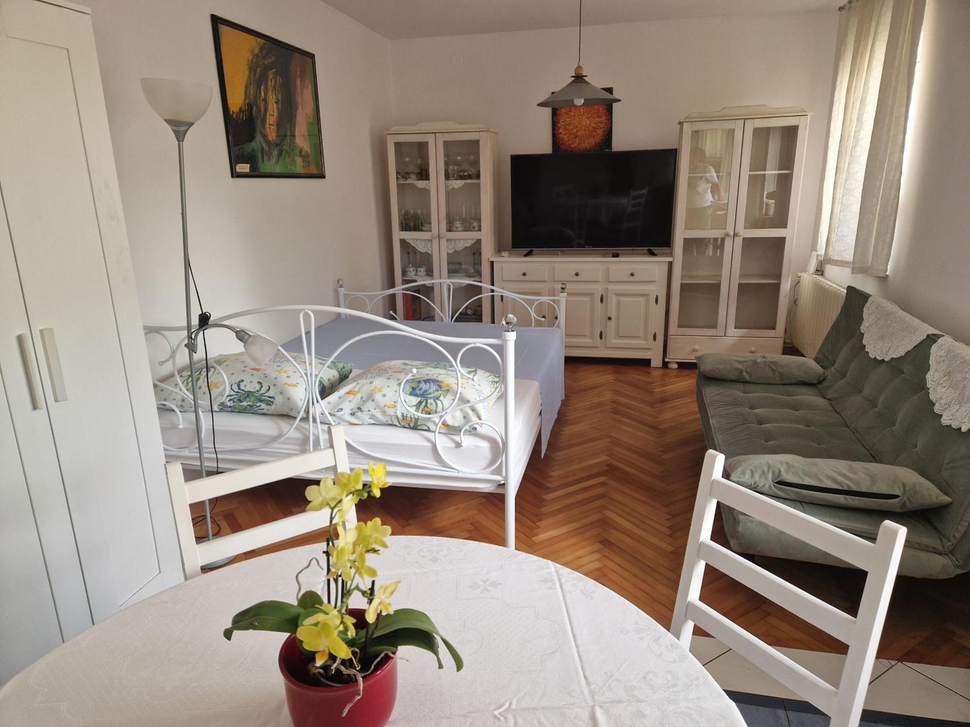 Apartman Studio Nena Crikvenica Bagian luar foto